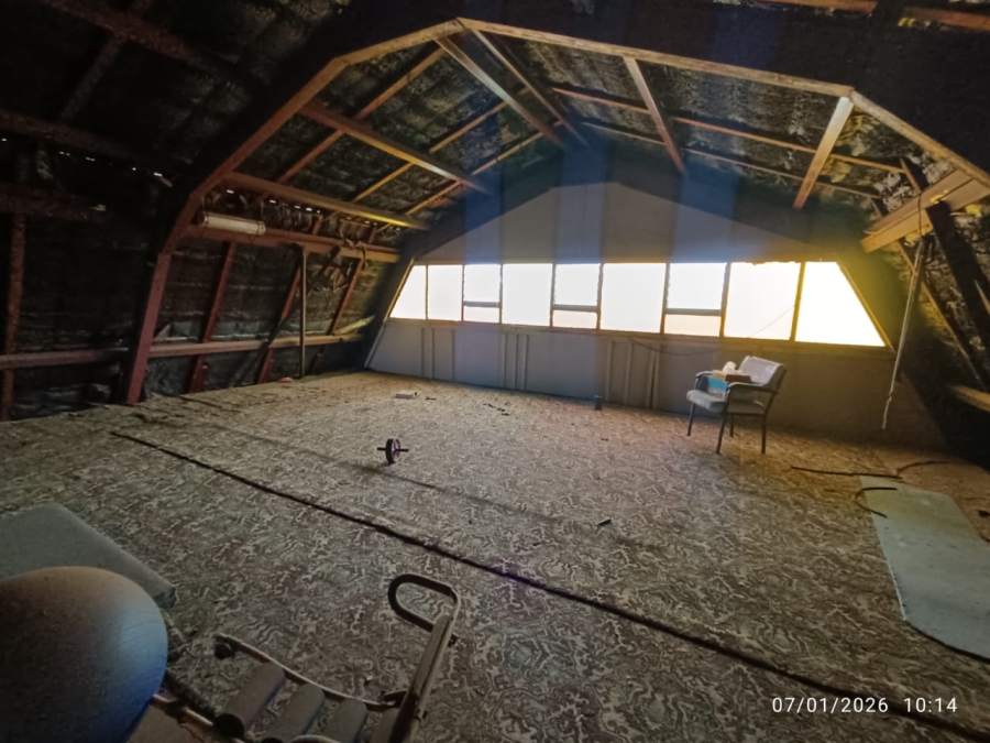 5 Bedroom Property for Sale in Wilkeville North West